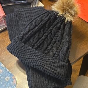 Black Cable Knit Beanie with Faux Fur Pom